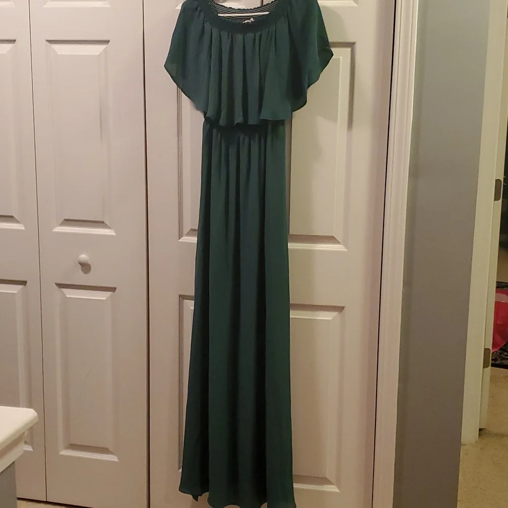Hacienda maxi dress green side slits - Picture 1 of 5